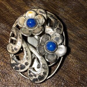 TOMECO SLOVENIA Hand WROUGHT VINTAGE STERLING BLUE LAPIS PIN Clip Flowers
